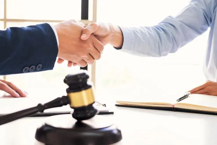 海淀区劳动保障服务八家产业空间工作站成立 乾坤律所高级合伙人刘国文律师、高级合伙人刘娟律师应邀参会