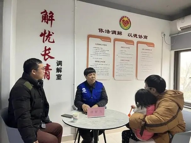 乾坤动态丨乾坤律师受邀参加“桂客半月谈”活动:“规模化,精品化哪个更好?”