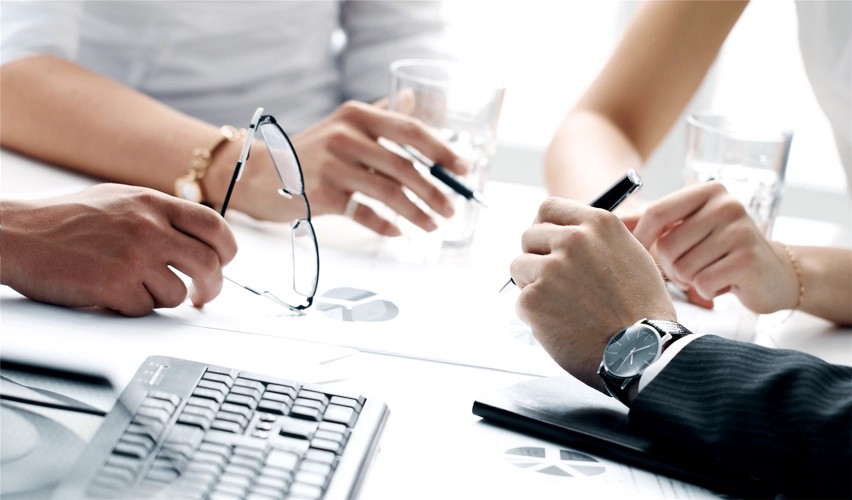 盈科非洲事务特别代表出席毛——中经贸合作交流会并作主题演讲