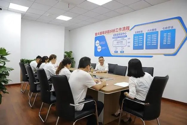 拆迁致使小区北门被封堵 李博天、李楠律师代理行...