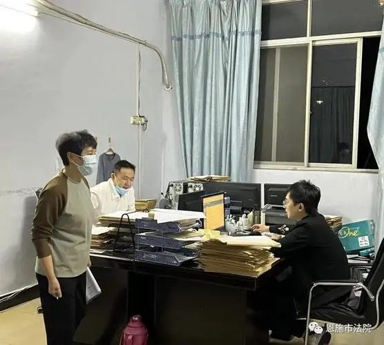 学习和落实司法部党组“五点希望”，努力做党和人民满意的好律师暨盈科北京新联会、民主党派