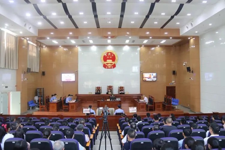 “错换人生28年”代理律师回应“索赔800万”质疑:唯一诉...